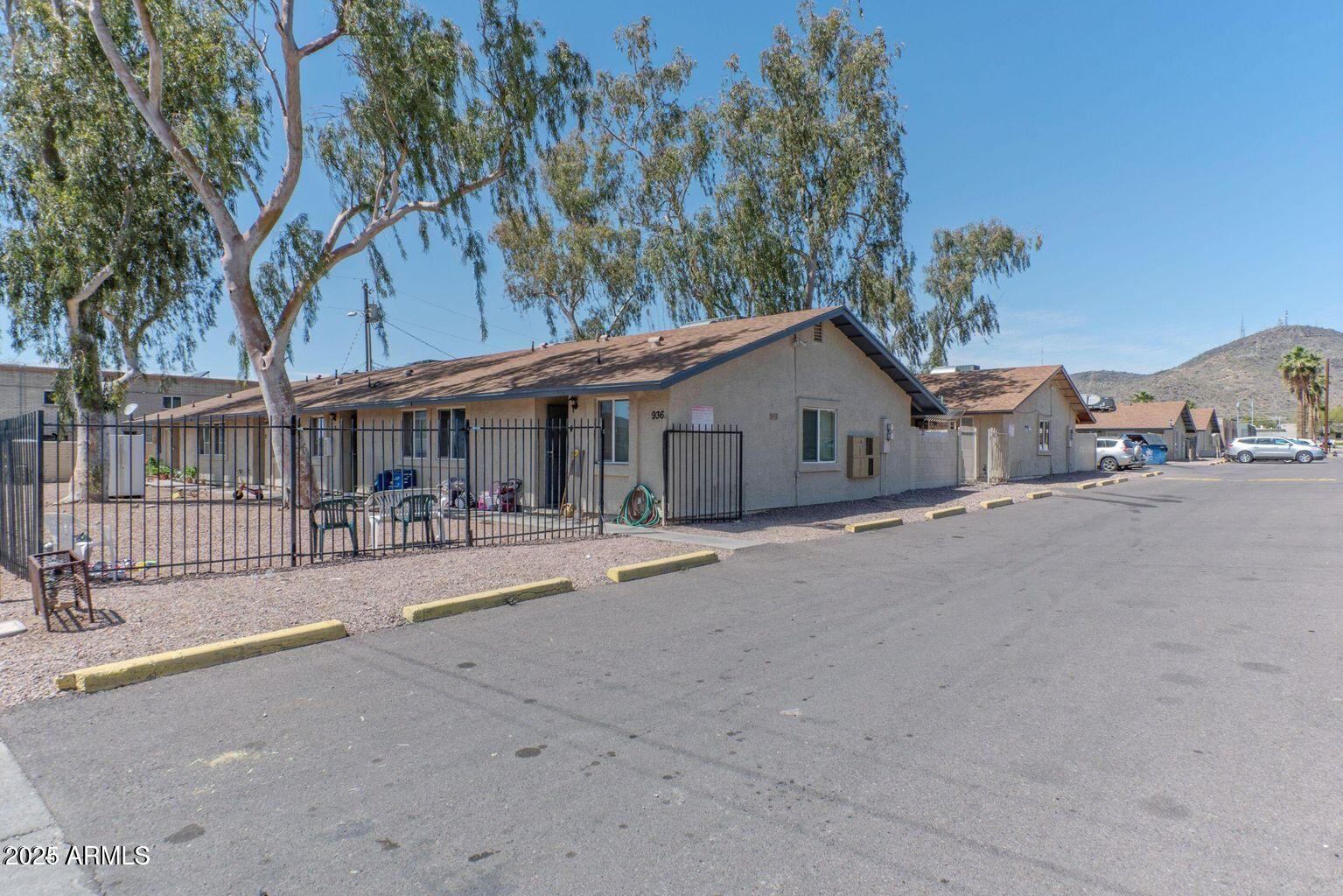 936 West Mountain View Road, Unit 6 Phoenix, AZ 85021 - Photo 10 of 12 20240522180725987295000000-o