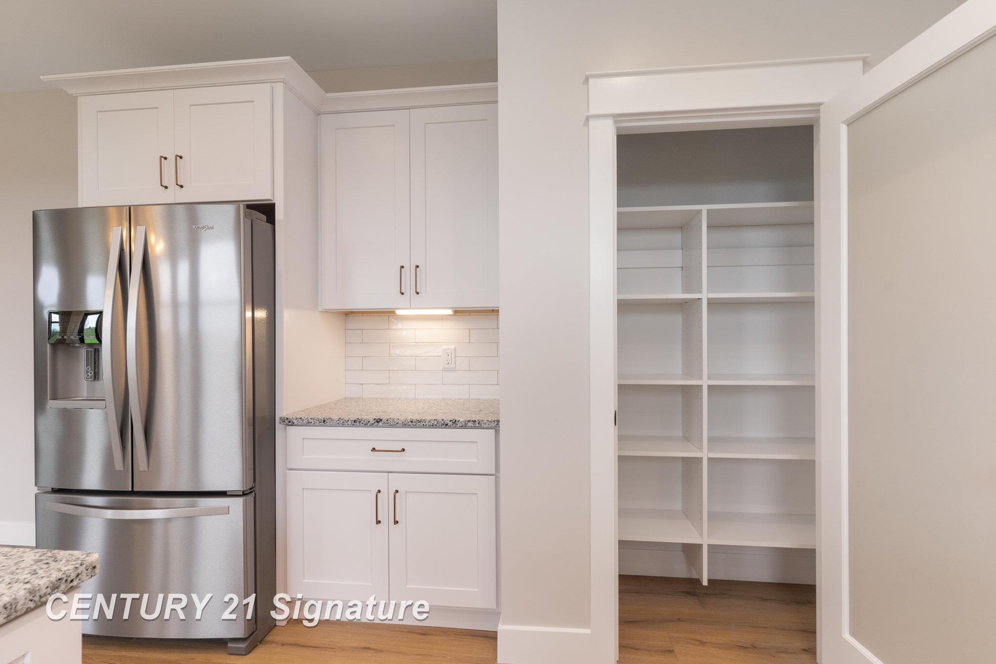2259 Holly Ridge Lane Standish, MI 48658 - Photo 23 of 43 Gallery Image 23