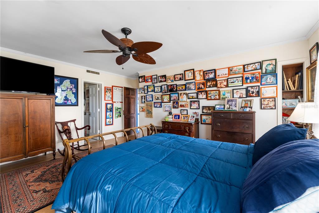 2737 Southwest 4th Place Gainesville, FL 32607 - Photo 13 of 59