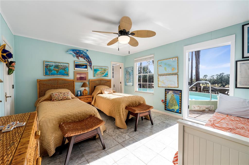 2737 Southwest 4th Place Gainesville, FL 32607 - Photo 27 of 59