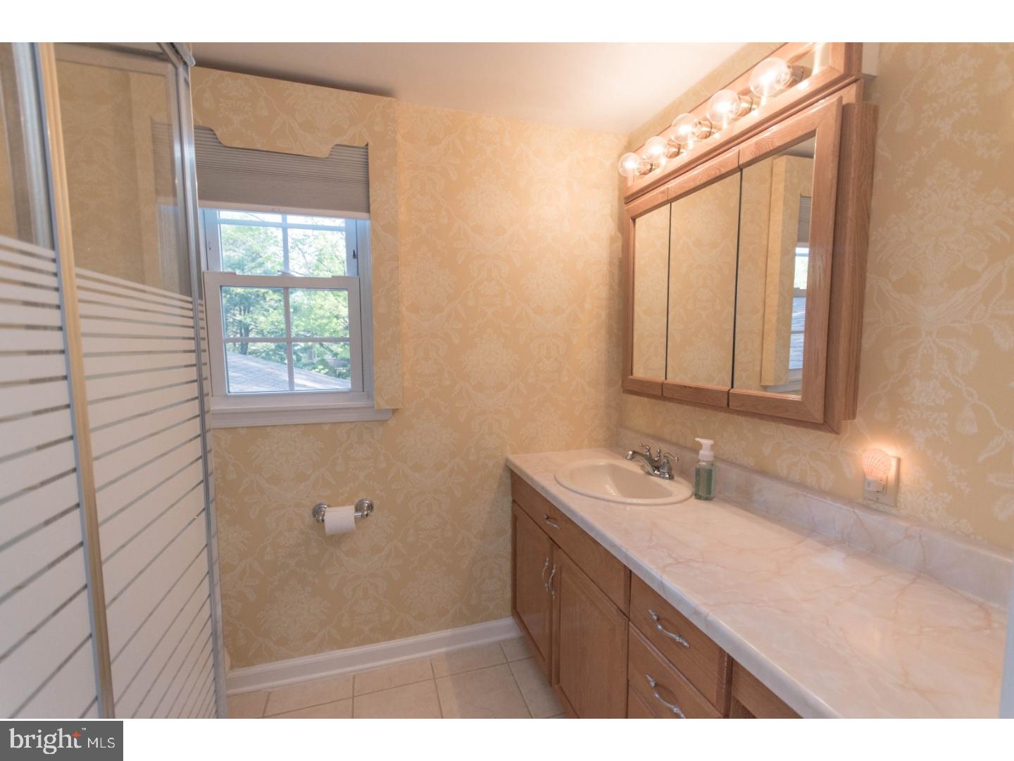 214 County Line Road Huntingdon Valley, PA 19006 - Photo 14 of 25