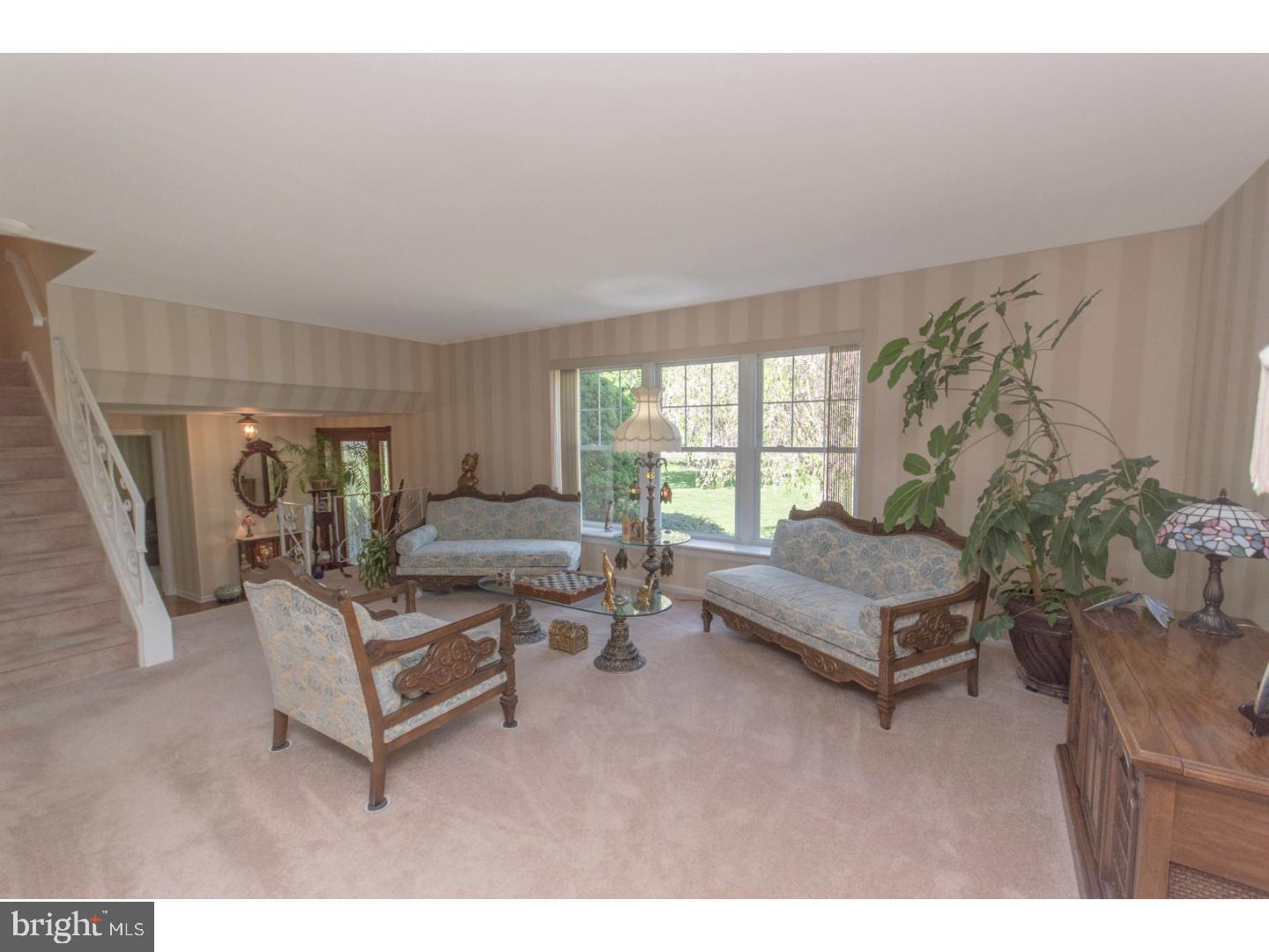 214 County Line Road Huntingdon Valley, PA 19006 - Photo 5 of 25