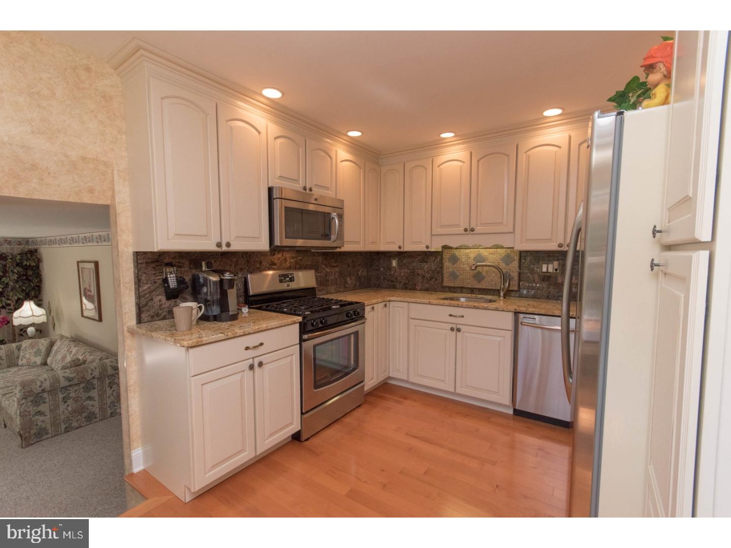 214 County Line Road Huntingdon Valley, PA 19006 - Photo 7 of 25