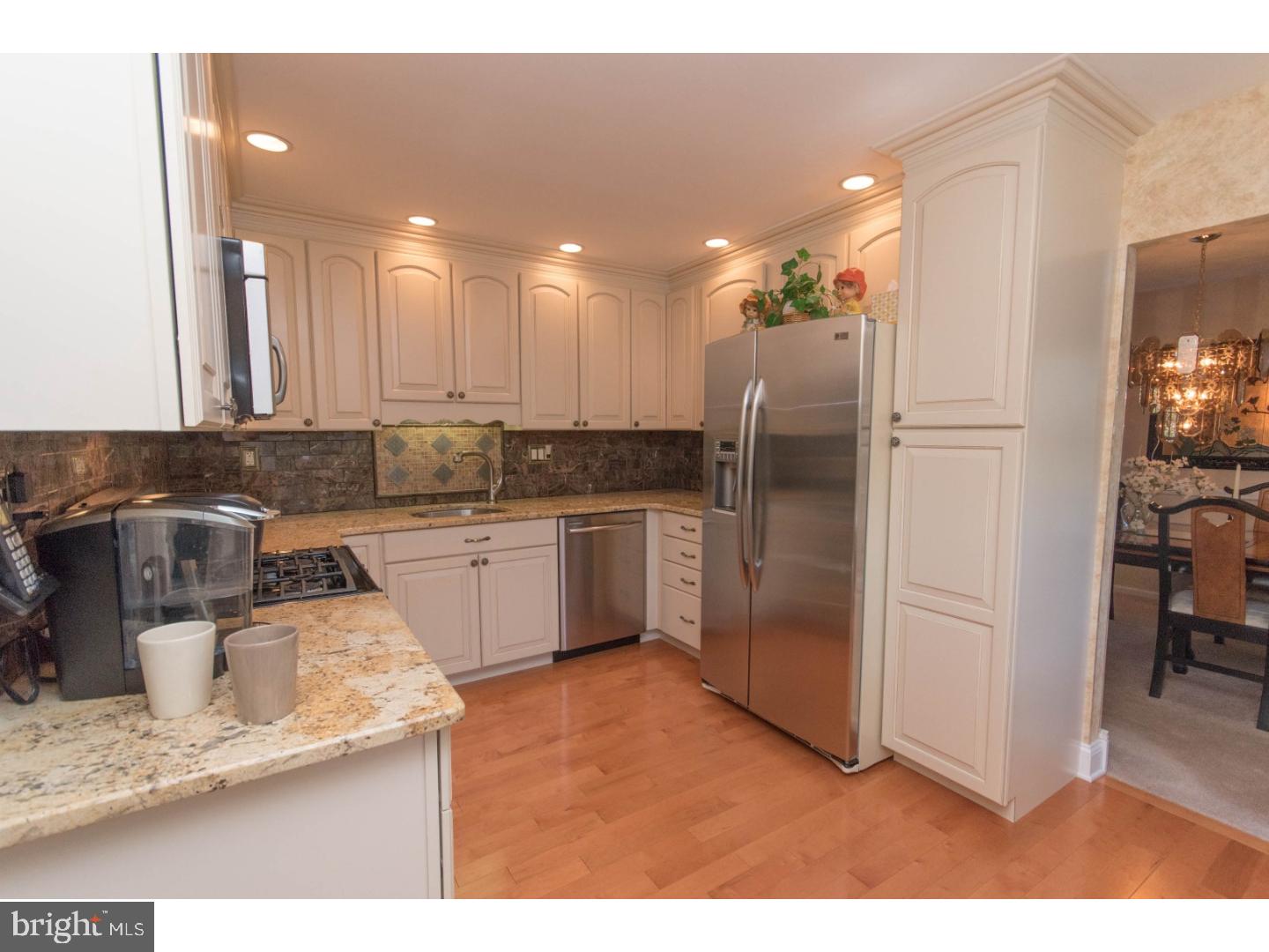 214 County Line Road Huntingdon Valley, PA 19006 - Photo 8 of 25