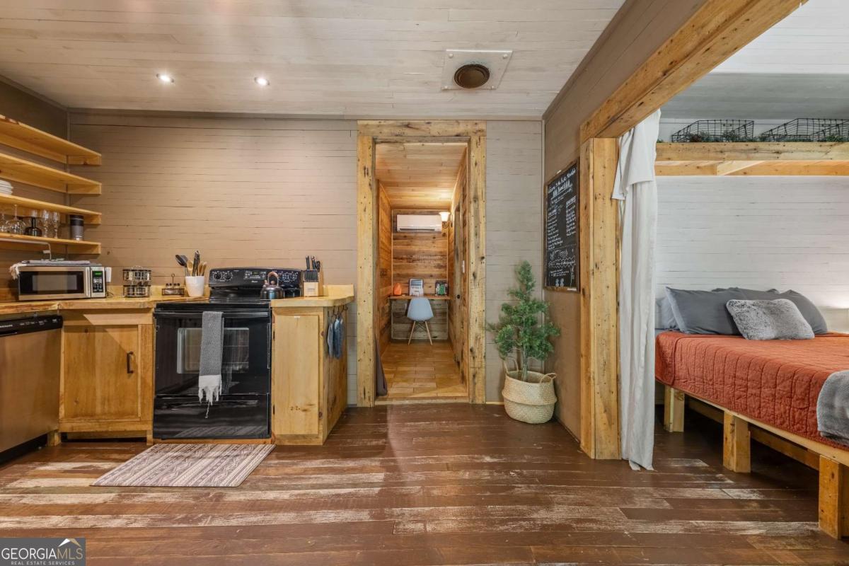 120 Community Hill Drive Blue Ridge, GA 30513 - Photo 11 of 57