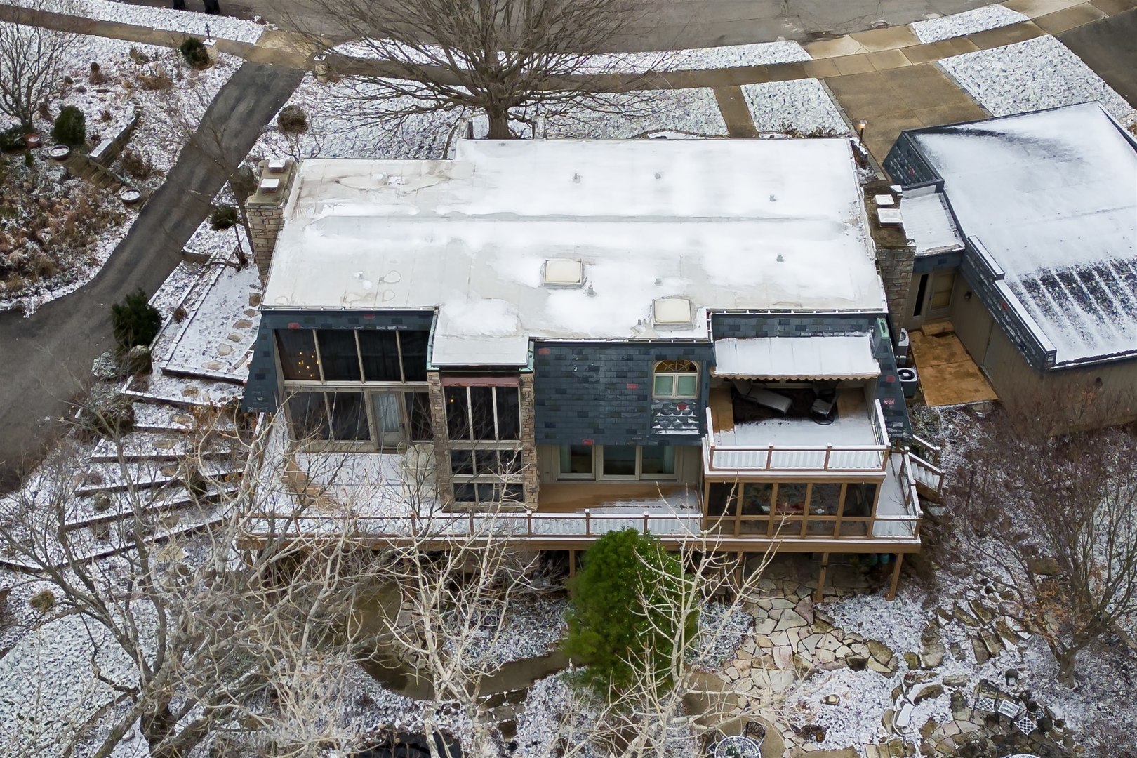 219 Parkview Drive Bloomington, IL 61701 - Photo 12 of 60