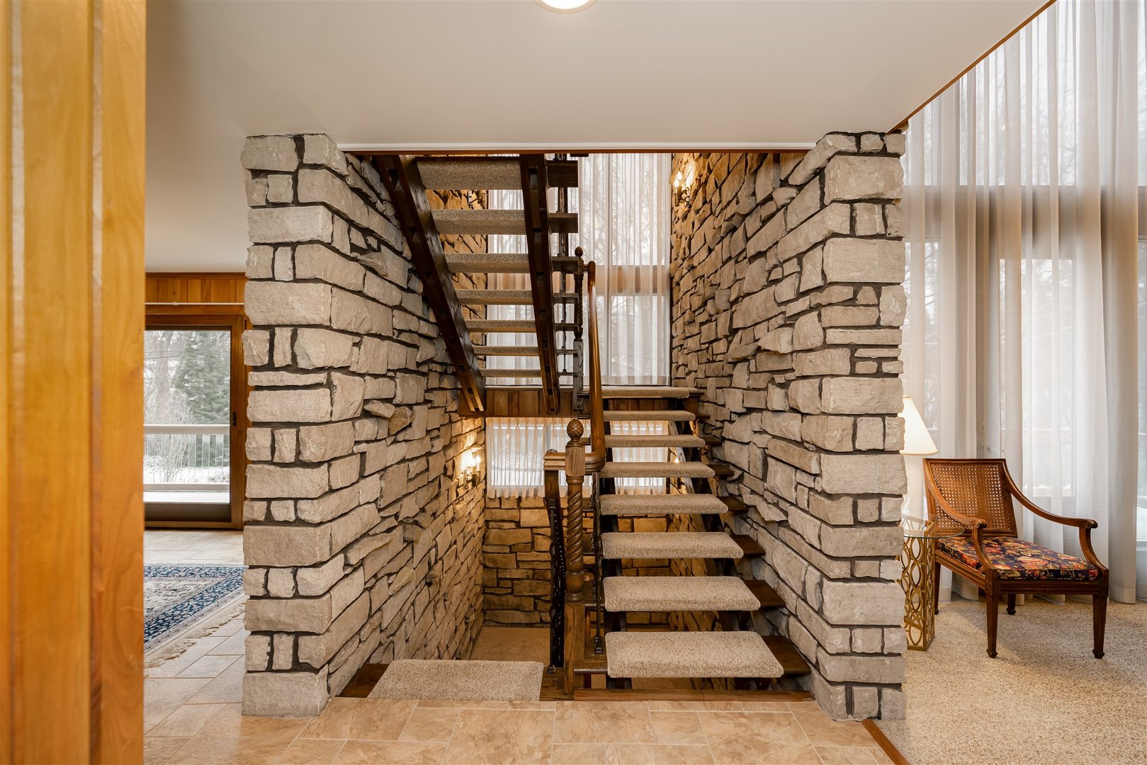 219 Parkview Drive Bloomington, IL 61701 - Photo 4 of 60 a view of entryway with stairs