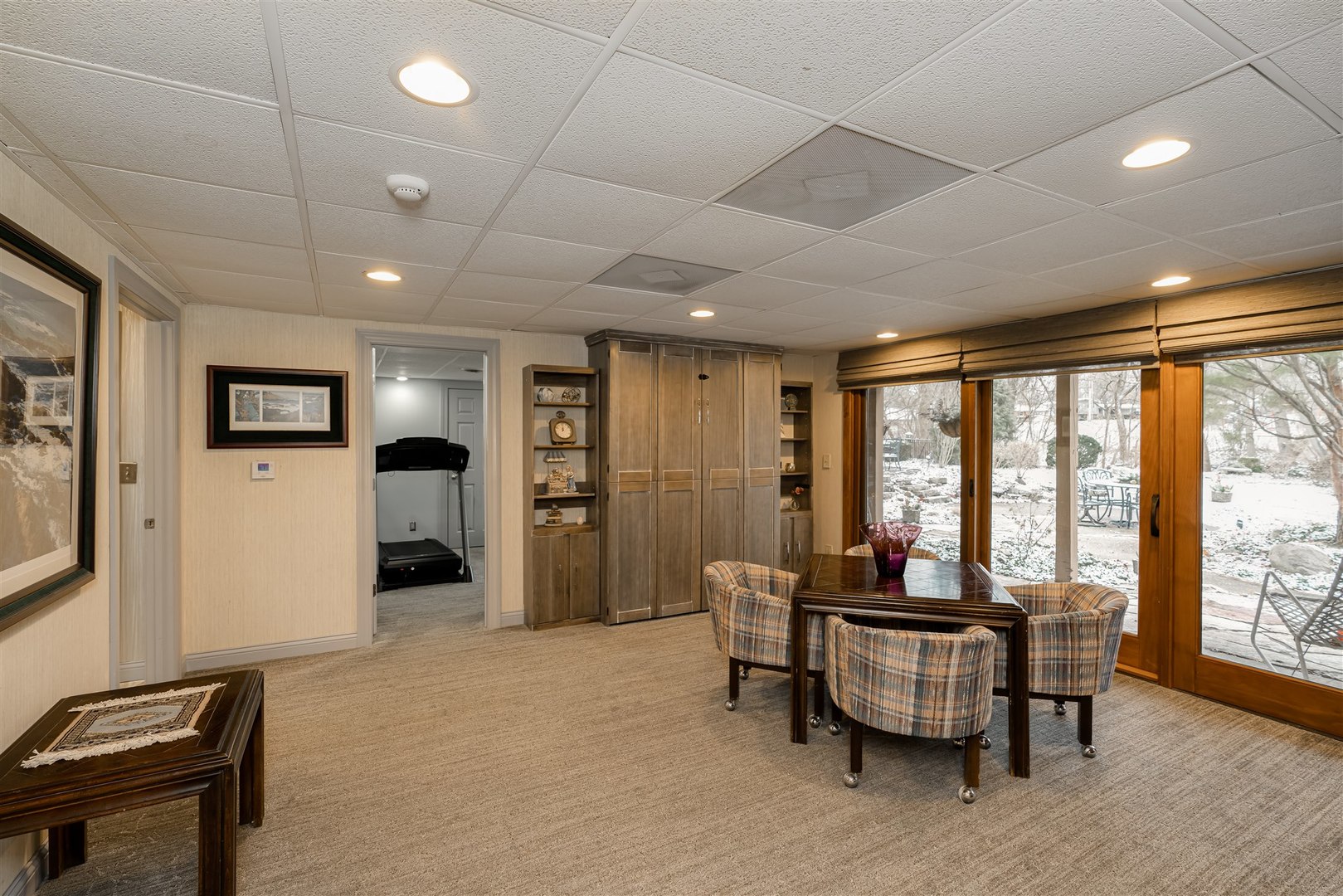 219 Parkview Drive Bloomington, IL 61701 - Photo 41 of 60 a living room with furniture and large windows