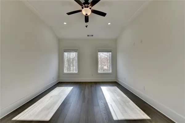 $839,900 | 6181 Shoreland Circle, Buford, GA 30518