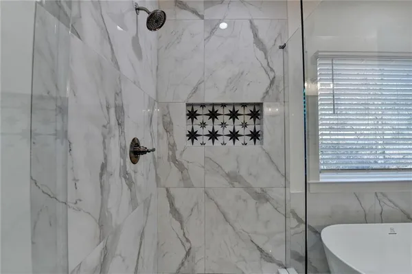 $839,900 | 6181 Shoreland Circle, Buford, GA 30518