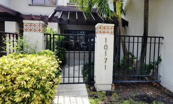 $585,000 | The Hammocks, Miami, FL 33186