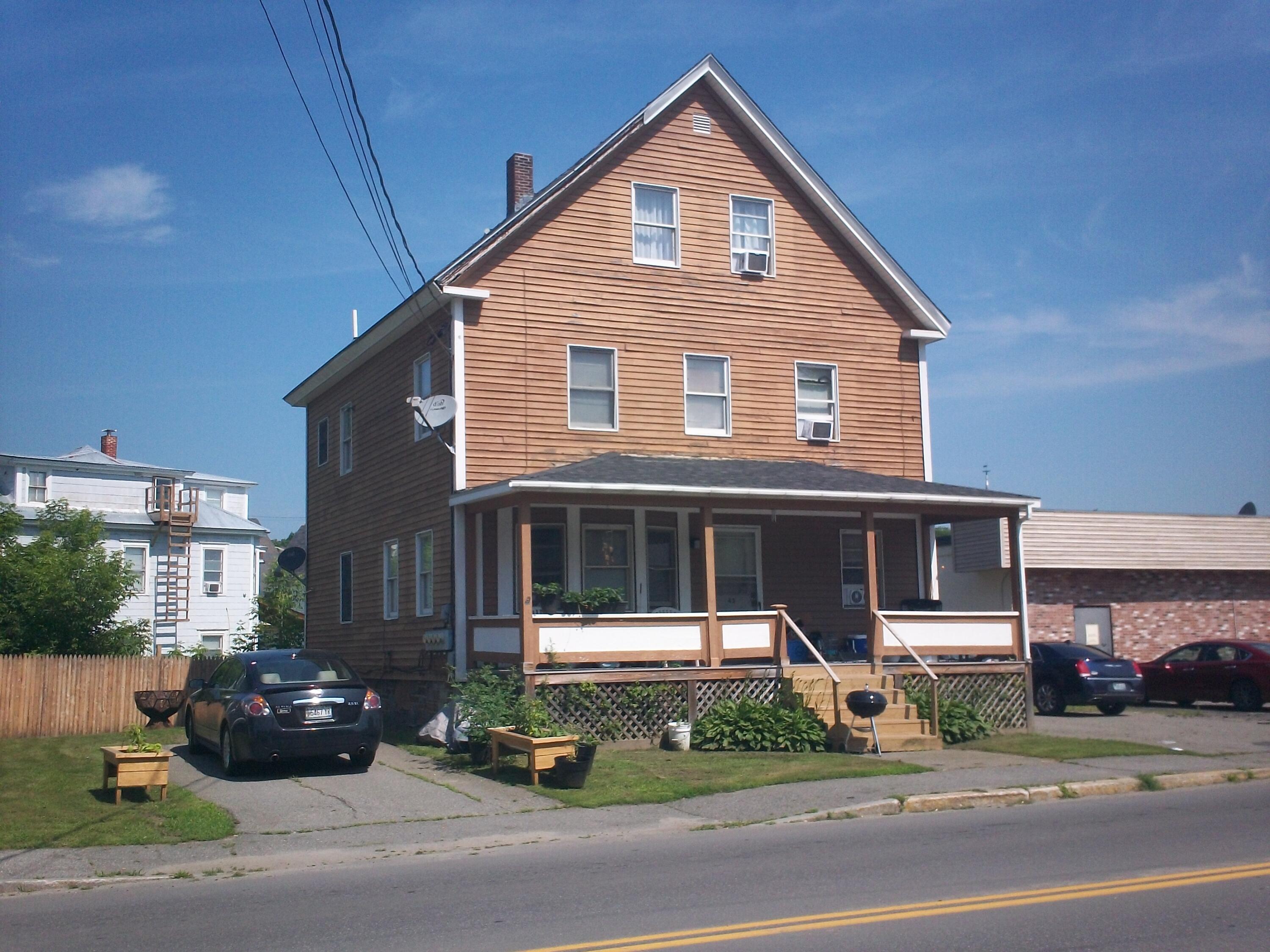 43 Silver Street Waterville, ME 04901 - Photo 2 of 34 100_7711