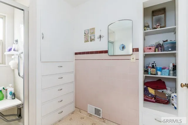 $569,000 | 2702 Landing Road, Rockland, ID 83271