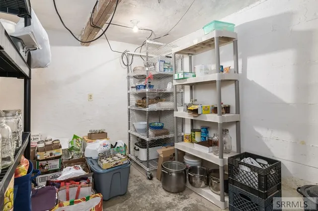 $569,000 | 2702 Landing Road, Rockland, ID 83271