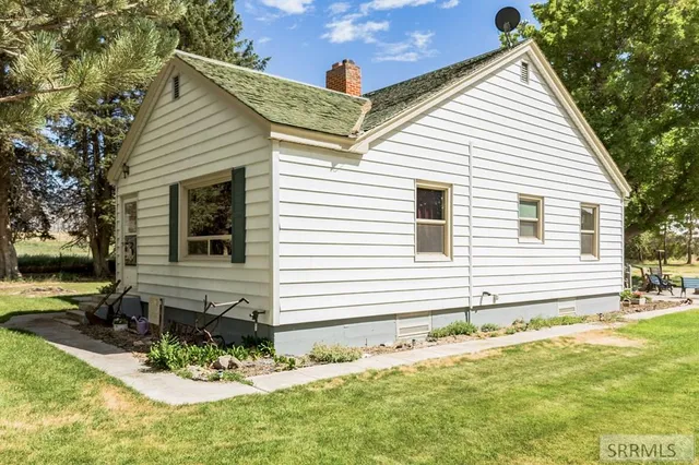 $569,000 | 2702 Landing Road, Rockland, ID 83271