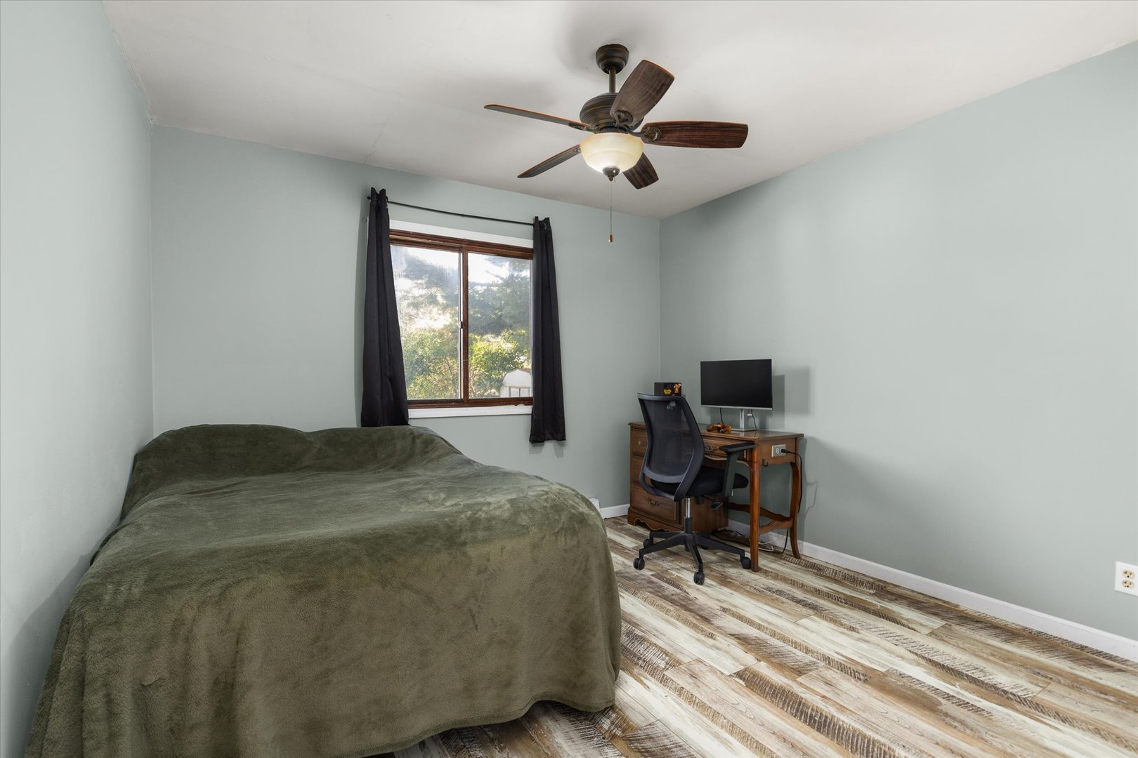 3440 Cardinal Lane Morris, IL 60450 - Photo 24 of 34 a bedroom with a bed and a window