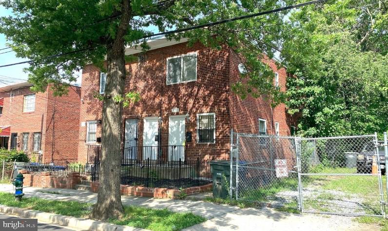 321 54th Street Northeast Washington, DC 20019 - Photo 1 of 1