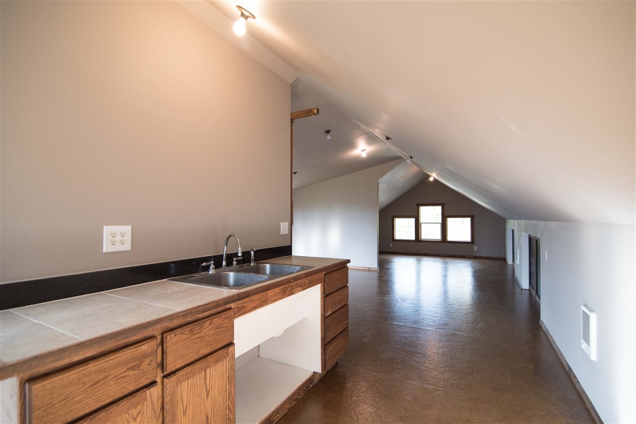 31113 North Chipmonk Road Chattaroy, WA 99003 - Photo 17 of 20 Gallery Image 17