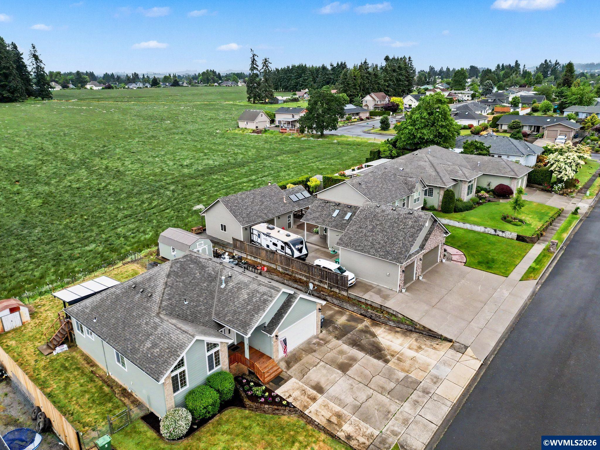 813 Southwest 8th Street Sublimity, OR 97385 - Photo 45 of 48