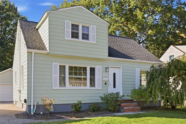 $299,000 | 4276 Grove Avenue, Willoughby, OH 44094