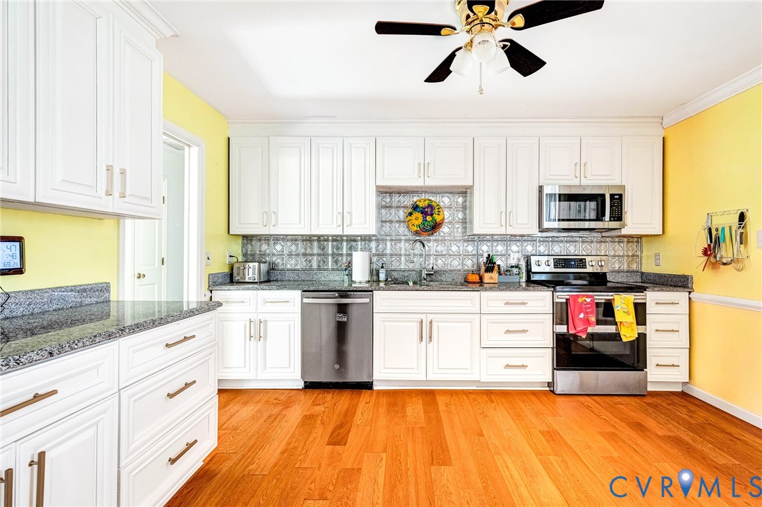 3802 North Middlebrook Court Chester, VA 23831 - Photo 8 of 36