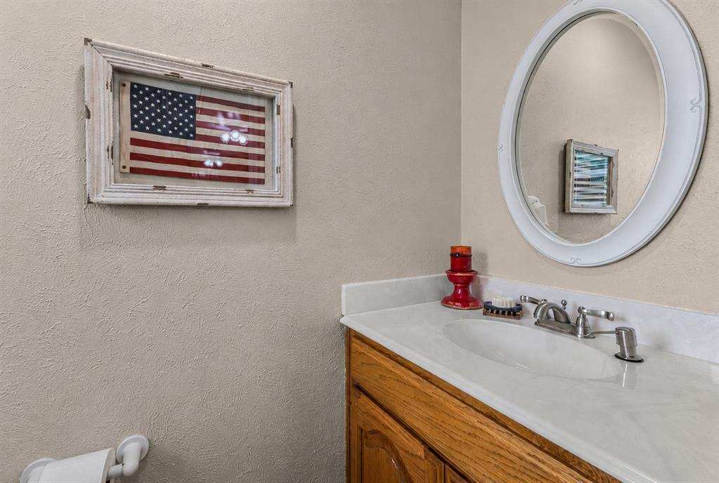 339 Colwell Road Forestburg, TX 76239 - Photo 11 of 31 Bathroom of 339 Colwell Rd in Forestburg, TX