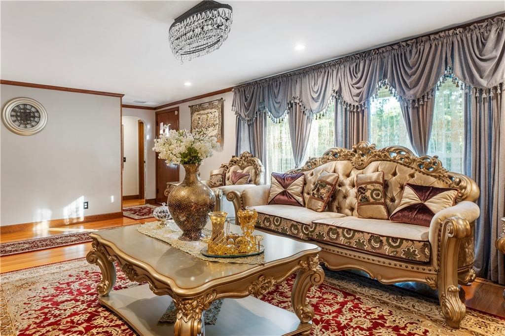 960 Pippin Orchard Road Cranston, RI 02921 - Photo 8 of 24