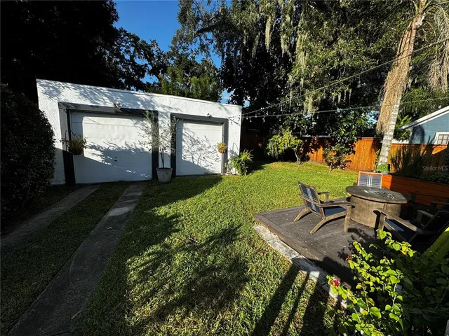$2,850 | 1819 East Central Boulevard, Orlando, FL 32803