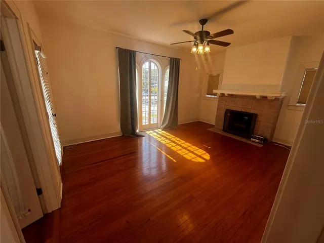 $2,850 | 1819 East Central Boulevard, Orlando, FL 32803