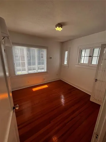 $2,850 | 1819 East Central Boulevard, Orlando, FL 32803