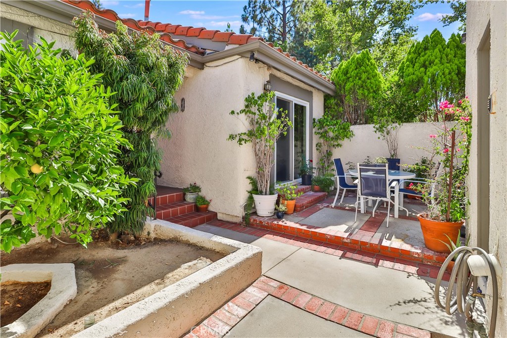 19501 Rinaldi Street, Unit 74 Porter Ranch, CA 91326 - Photo 1 of 1 Gallery Image 1