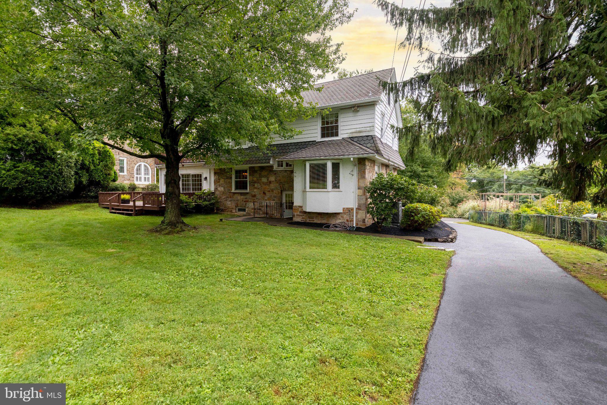 1046 Huntingdon Road Abington, PA 19001 - Photo 49 of 53 View of Backyard