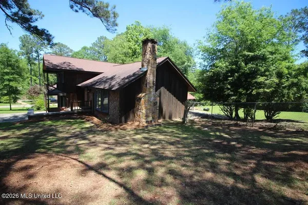 $179,000 | 1809 Wansley Road, Laurel, MS 39443
