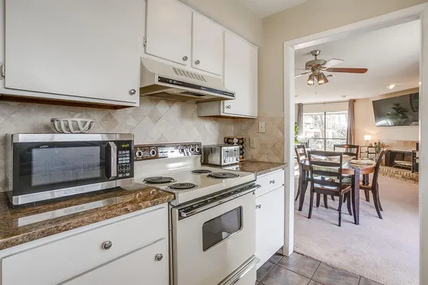 $195,000 | 4908 Byers Avenue, Unit C4, Fort Worth, TX 76107