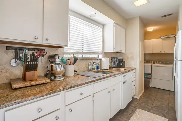 $195,000 | 4908 Byers Avenue, Unit C4, Fort Worth, TX 76107