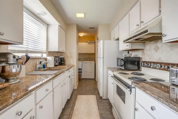 $195,000 | 4908 Byers Avenue, Unit C4, Fort Worth, TX 76107