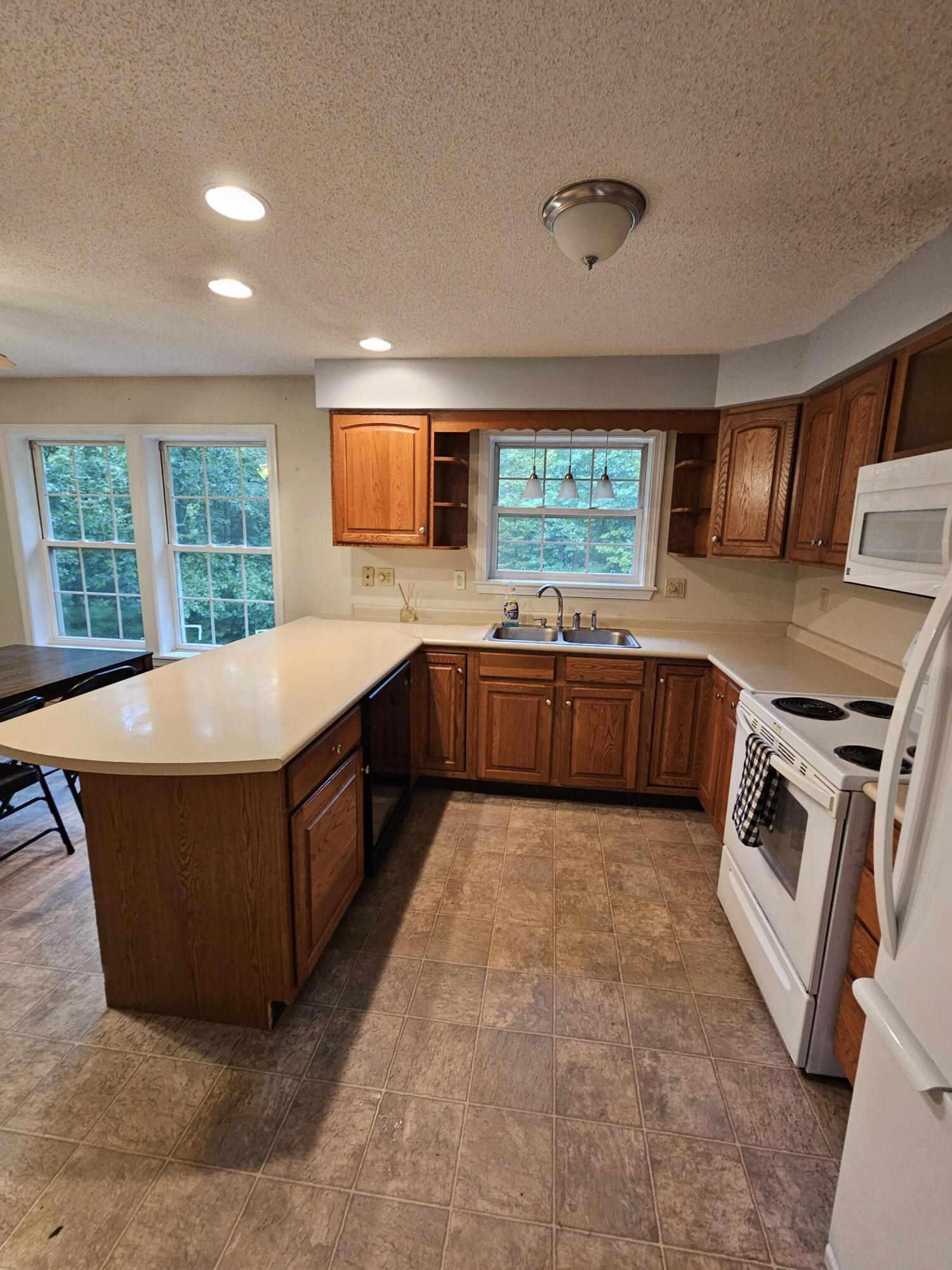 111 Smith Road Hermon, ME 04401 - Photo 12 of 27 20230916_153247