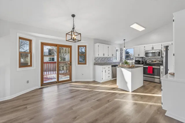 $475,000 | 14430 Woodbridge Lane, Savage, MN 55378