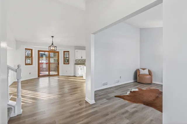 $475,000 | 14430 Woodbridge Lane, Savage, MN 55378