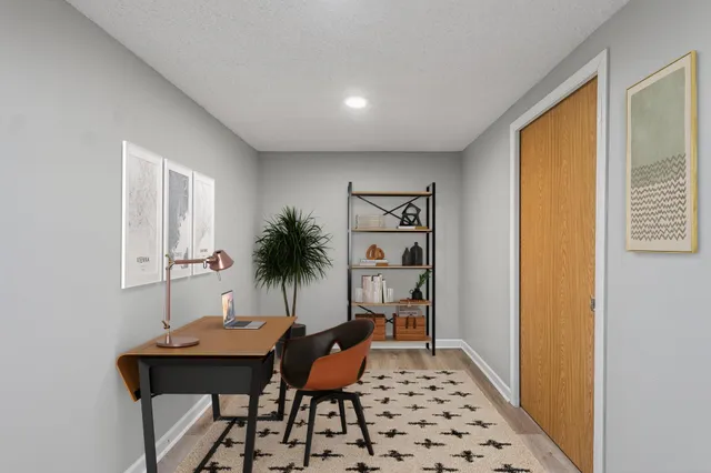 $475,000 | 14430 Woodbridge Lane, Savage, MN 55378