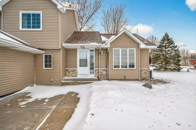 $475,000 | 14430 Woodbridge Lane, Savage, MN 55378