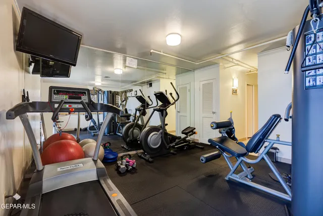 $495,000 | 1800 North Stanton Street, Unit 1102, El Paso, TX 79902