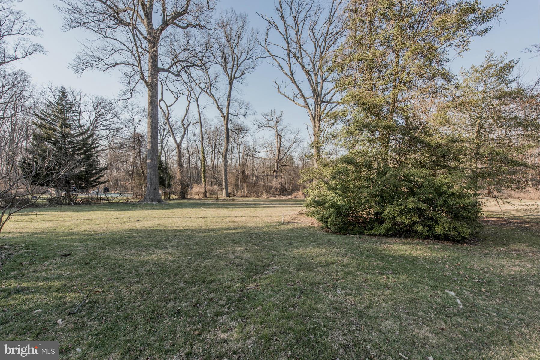 1020 Windsor Road Pikesville, MD 21208 - Photo 19 of 19 Yard