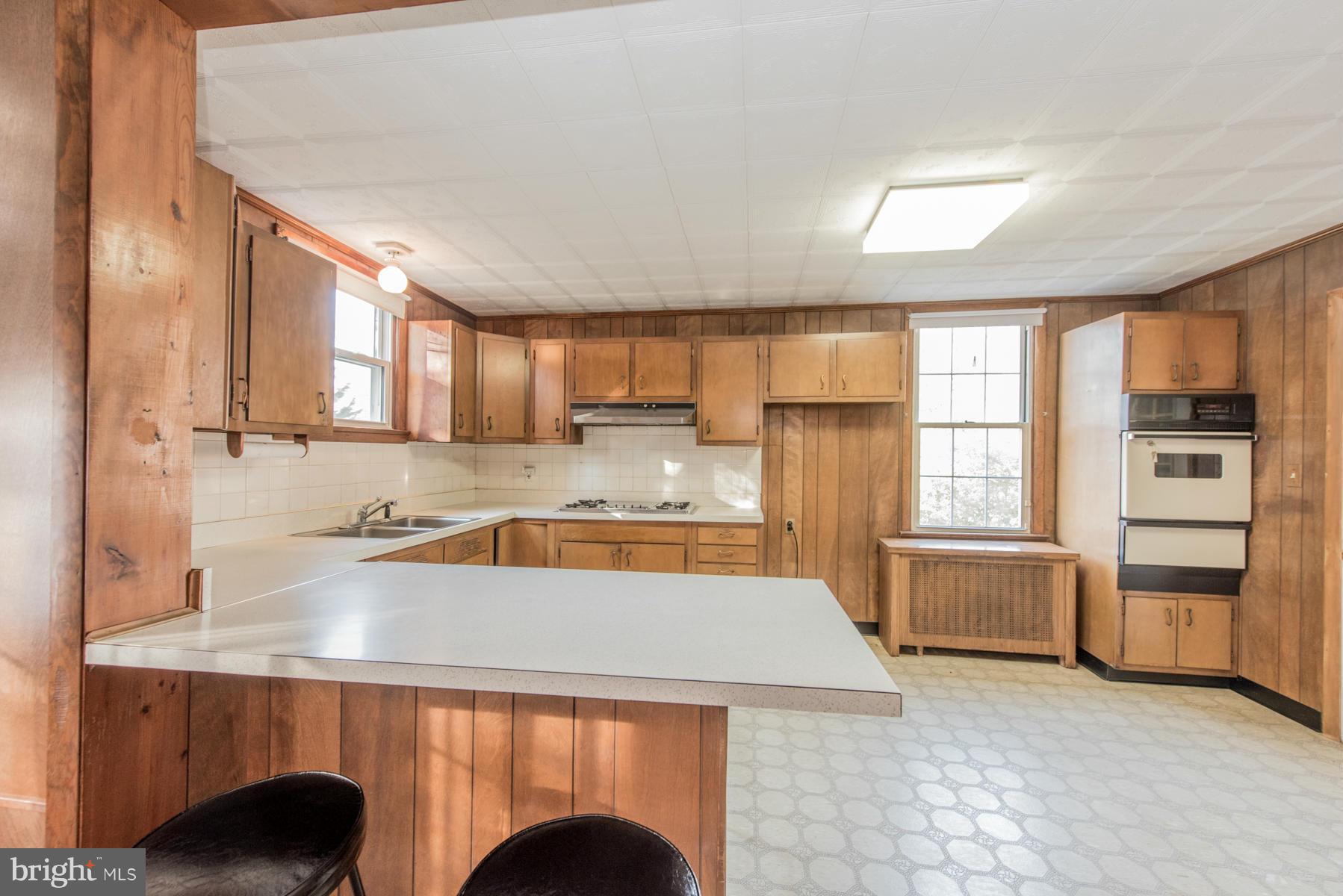 1020 Windsor Road Pikesville, MD 21208 - Photo 3 of 19 Kitchen