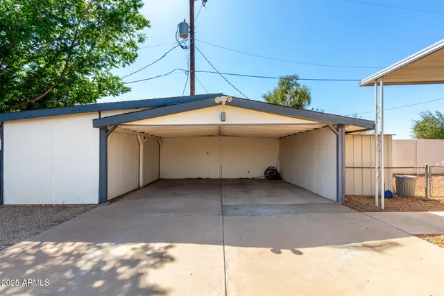 $699,000 | 2819 West Louise Drive, Phoenix, AZ 85027