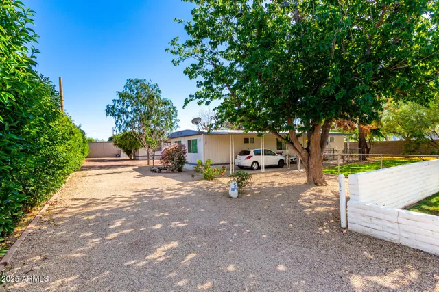 $699,000 | 2819 West Louise Drive, Phoenix, AZ 85027