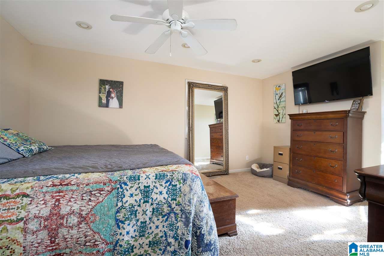 2157 Mountain View Road Birmingham, AL 35210 - Photo 12 of 21