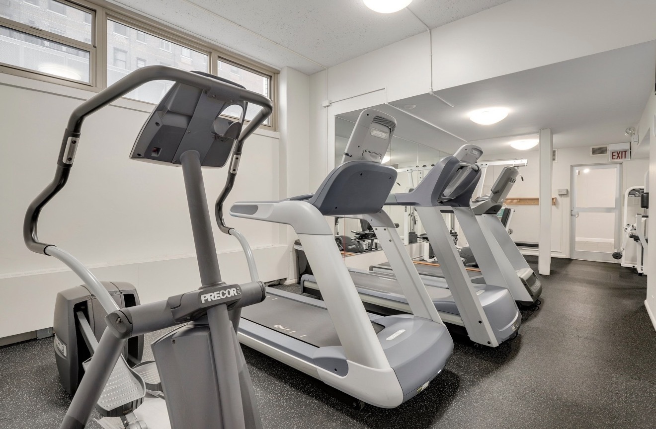 1550 North Lake Shore Drive, Unit 9F Chicago, IL 60610 - Photo 15 of 19 a view of gym equipment
