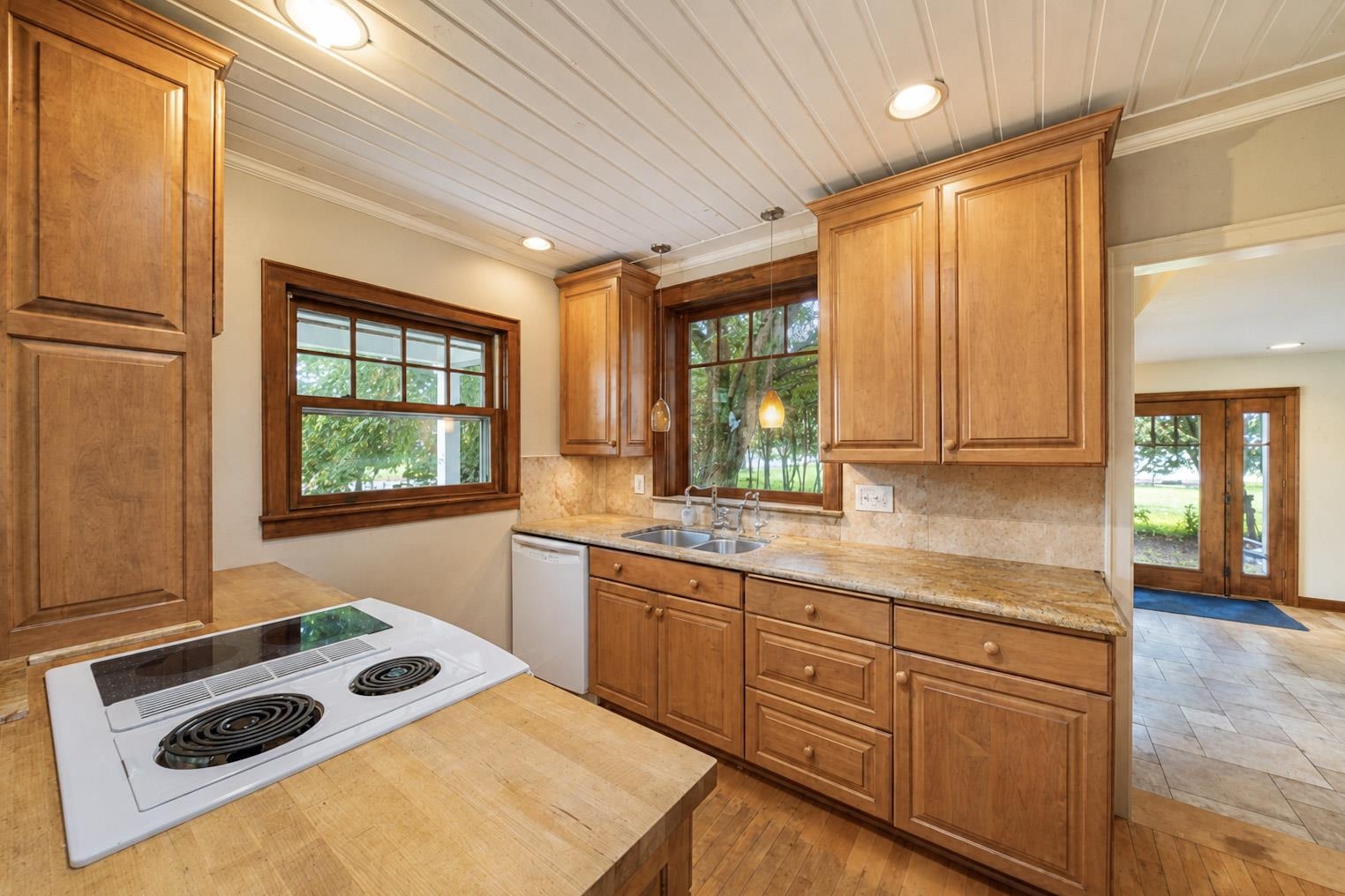 1018 Golf Club Road Wausau, WI 54403 - Photo 10 of 35