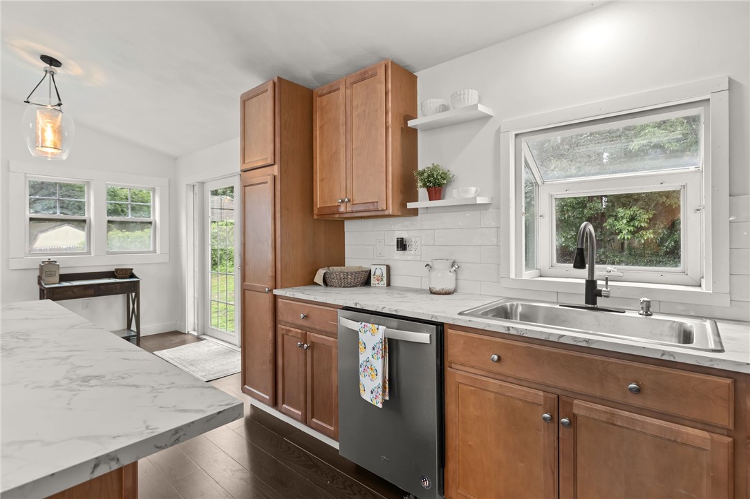40 Poppy Place Warwick, RI 02886 - Photo 13 of 50